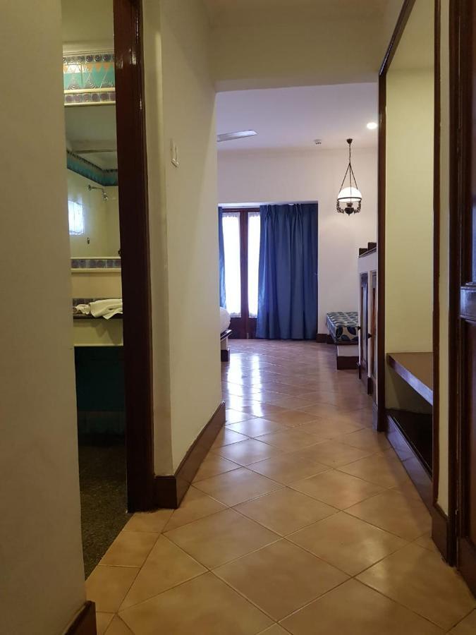 Coconut Grove Beach Resort Colva Exteriör bild